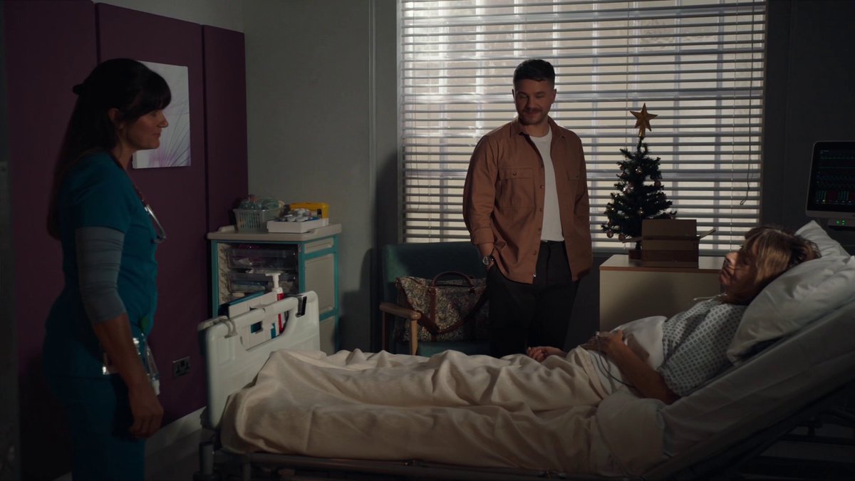 DawnSteeleNews's tweet photo. A few screen caps from tonight’s S23E35 episode of Holby City.
Part 2
#HolbyCity #DawnSteele #AngeGodard #Holby #actress #holbyspoilers #joshhudson #godard #jange #dominiccopeland #davidames #tv #drama #tvdrama #bbcholby https://t.co/a4oS9FXcFy