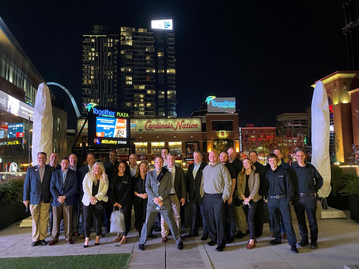 EncoreGlobal_'s tweet photo. Our Encore Rising tour is still going on, with leaders visiting markets around the country! There's nothing better than being able to meet face-to-face with our team members, while still following proper safety protocols to ensure that we can say #WeMetThere! #EncoreMetThere https://t.co/UAeN66y2LH