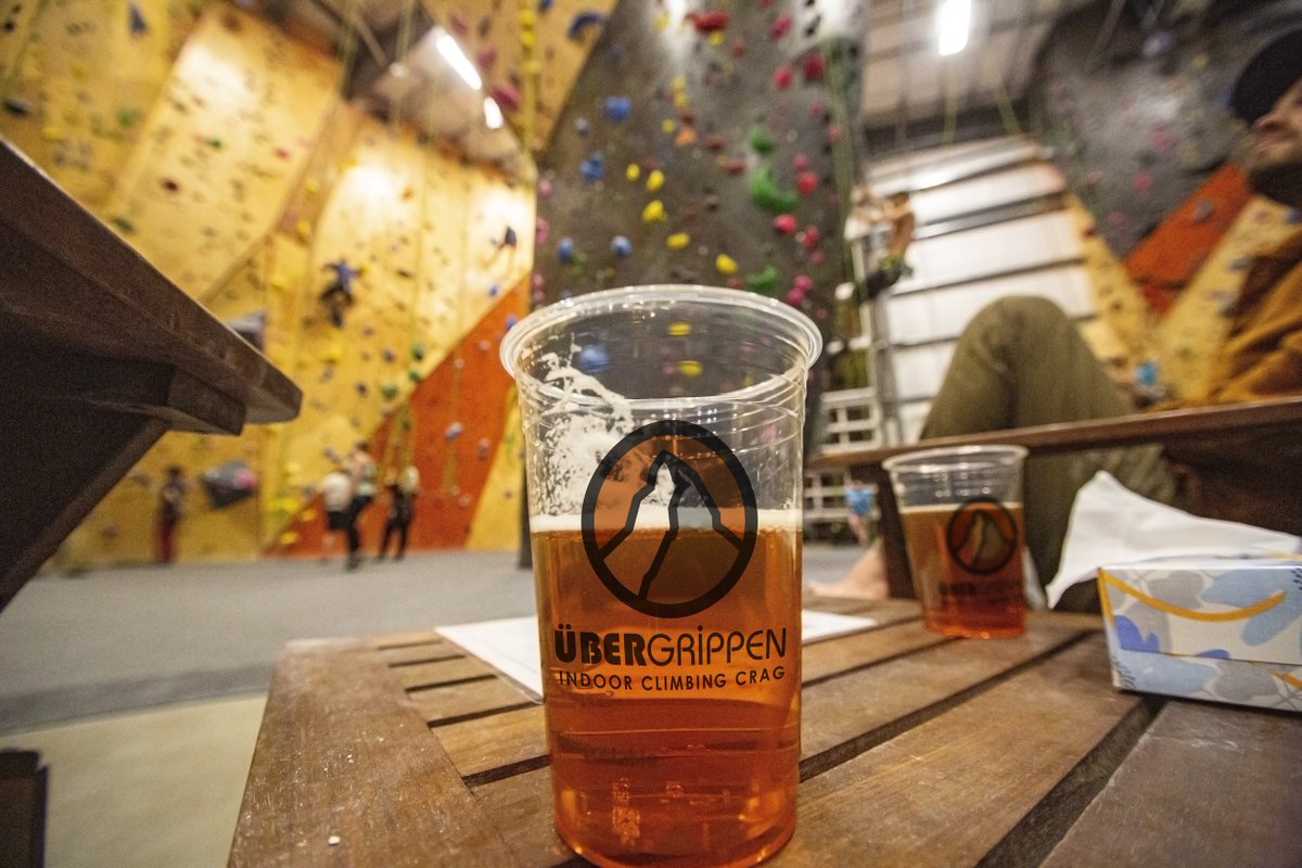 UGClimbing's tweet photo. Our next Member Night is Friday, December 10th from 6-10 PM.  We will have a fun competition format, gear demos, and also free beer for members!  (Photo ID is required for beer.)  #itscrag #ugclimbing #freebeer #fridaynightindenver #membernight #ugcommunity #coloradoclimbers https://t.co/x1A7E2yO78