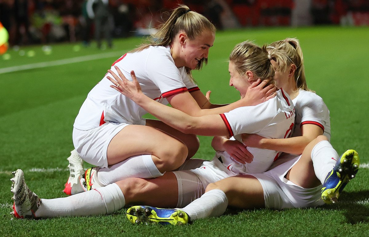 England's tweet photo. 2️⃣0️⃣-0️⃣ to our @Lionesses. 

The biggest-ever @England victory! 👏 https://t.co/xlo9RVlbBn