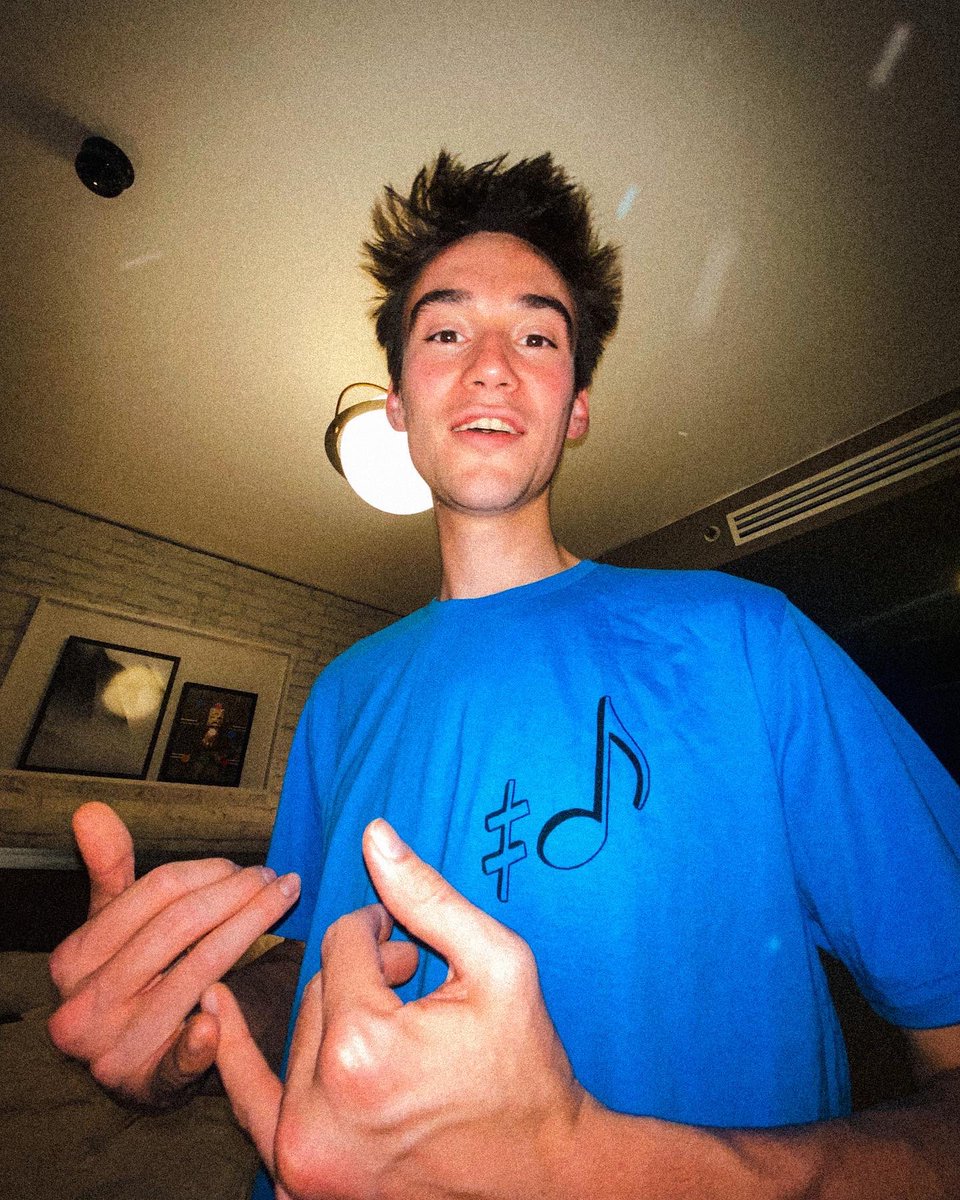 Jacob Collier tweet media