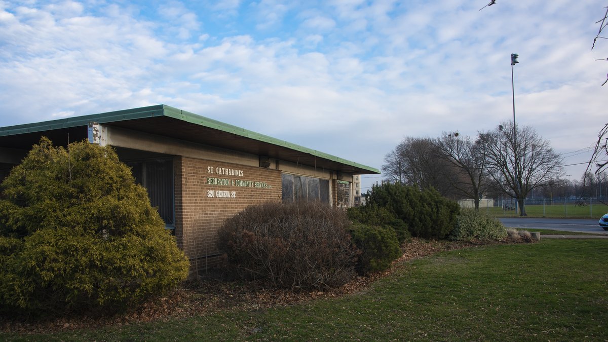 With an aim of increasing affordable housing stock in the City, Council has approved the sale of City-owned land at 320 Geneva St., to be used in part for affordable and social housing proposed to feature more than 200 units upon completion.
Learn more: stcatharines.ca/en/news/proper…