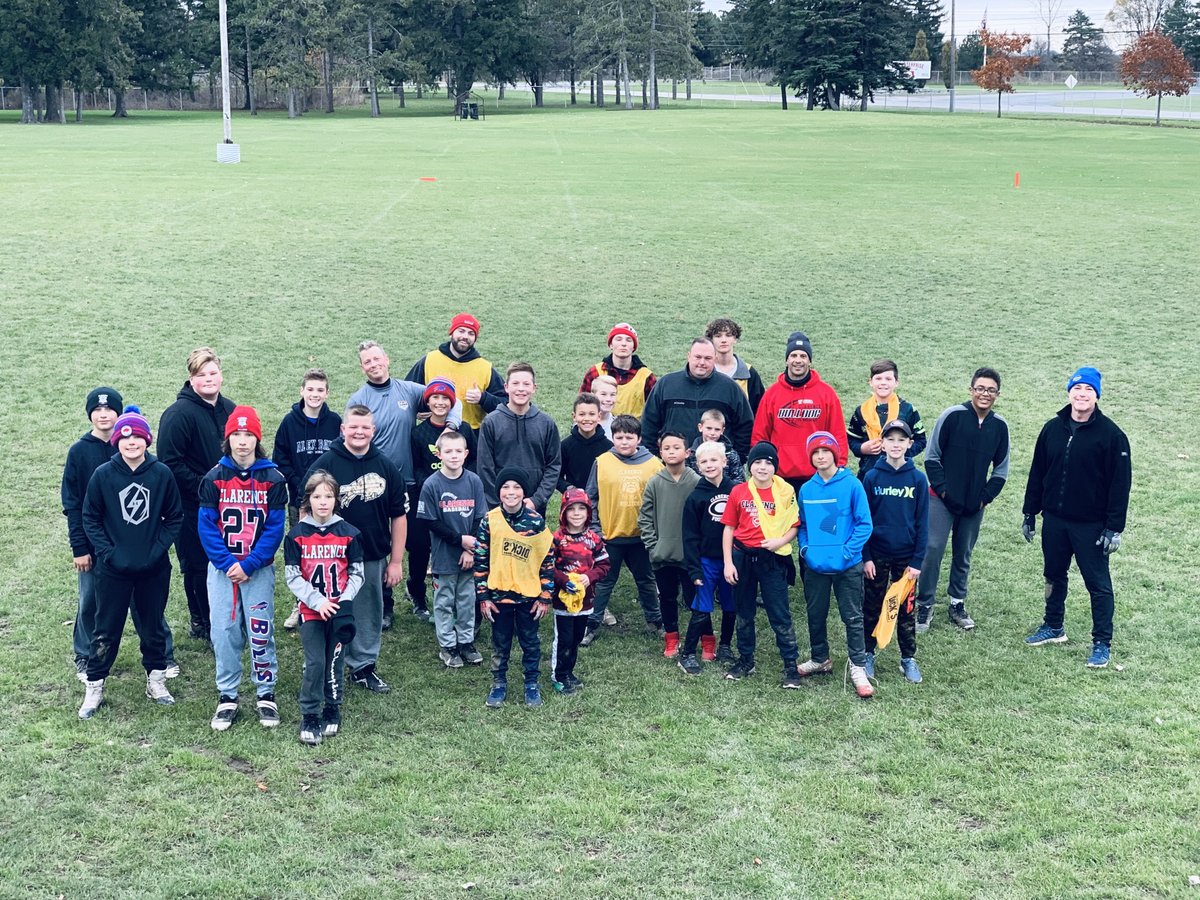 ClarenceBulldog's tweet photo. Fun was had by all on thanksgiving morning with the past, present and future bulldogs in the annual two-hand touch turkey bowl! https://t.co/7cGr52n0Z7