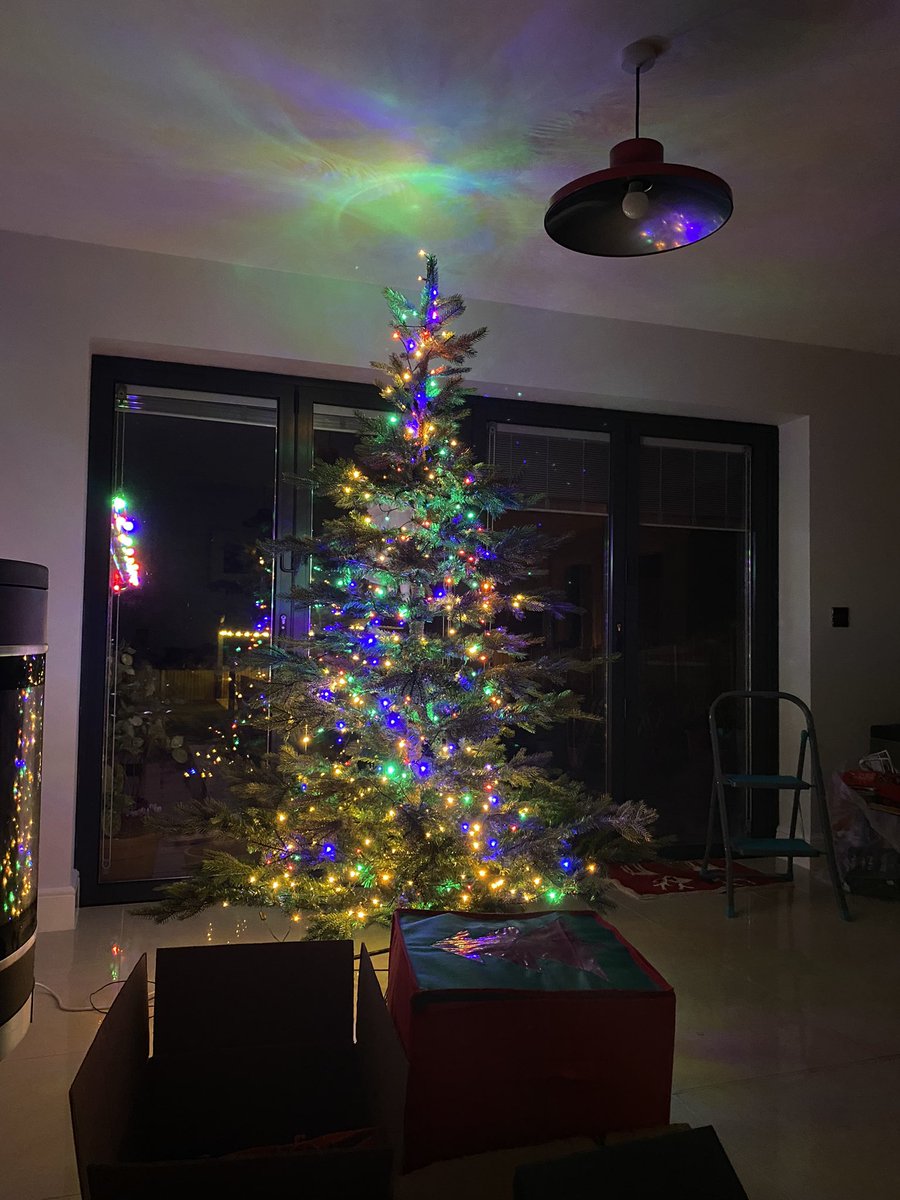 addick74's tweet photo. And so it begins π
#Christmas #needmorelights https://t.co/QzL9prurYz