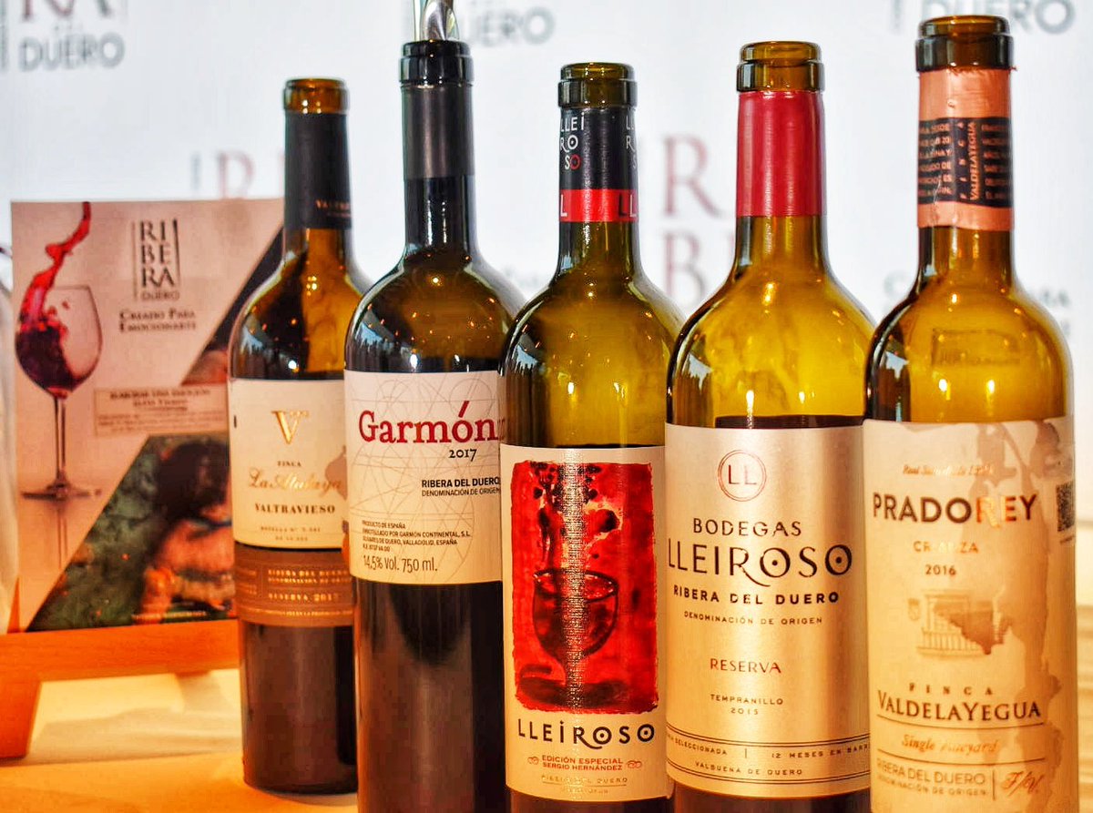 NexosTuristicos's tweet photo. El Consejo Regulador D.O. Ribera del Duero @DORibera y #GrupoMilenio llevaron a cabo la experiencia #TheBestOfRiberaDelDuero2021, una cata a ciegas que seleccionó las mejores etiquetas elegidas por los mejores sommeliers de #México, en el nuevo restaurante #AlAndalus #TorreAleph https://t.co/NTBmruq0s3