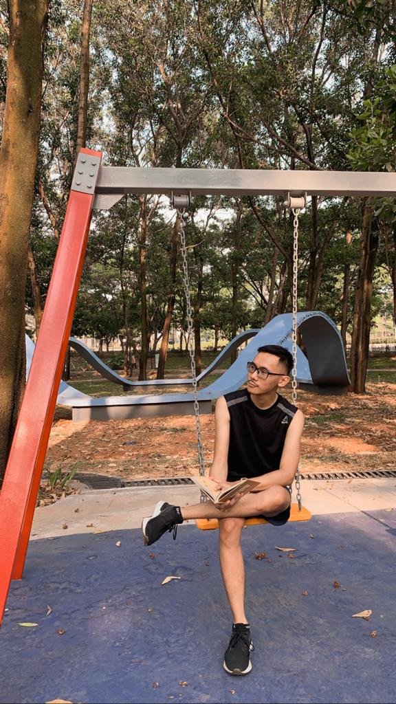 Kita boleh lari sampe 10k atau lebih. Tapi harus tetap diutamakan foto2 dan bergaya supaya pace tetap normal