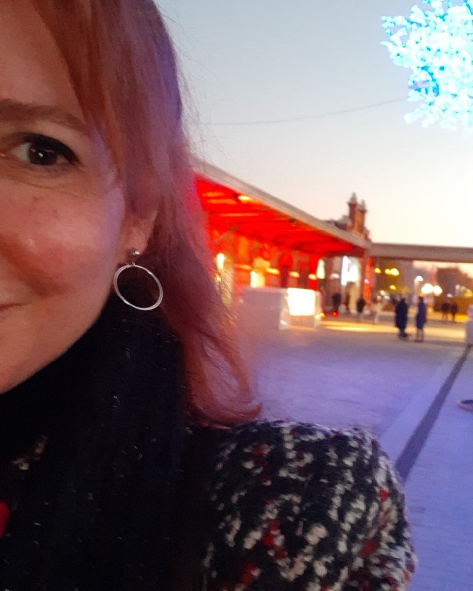 LaGataGreta's tweet image. Gracias a @AEF_fundaciones y a @socyedu, por organizar el Foro #Demos2021, y por la invitación a formar parte y compartir con vosotros mi aportación, ¡seguimos adelante!, porque &quot;quien más comparte más gana; nadie puede más que todos juntos&quot; 

#Demos2021 #mataderomadrid #gracias