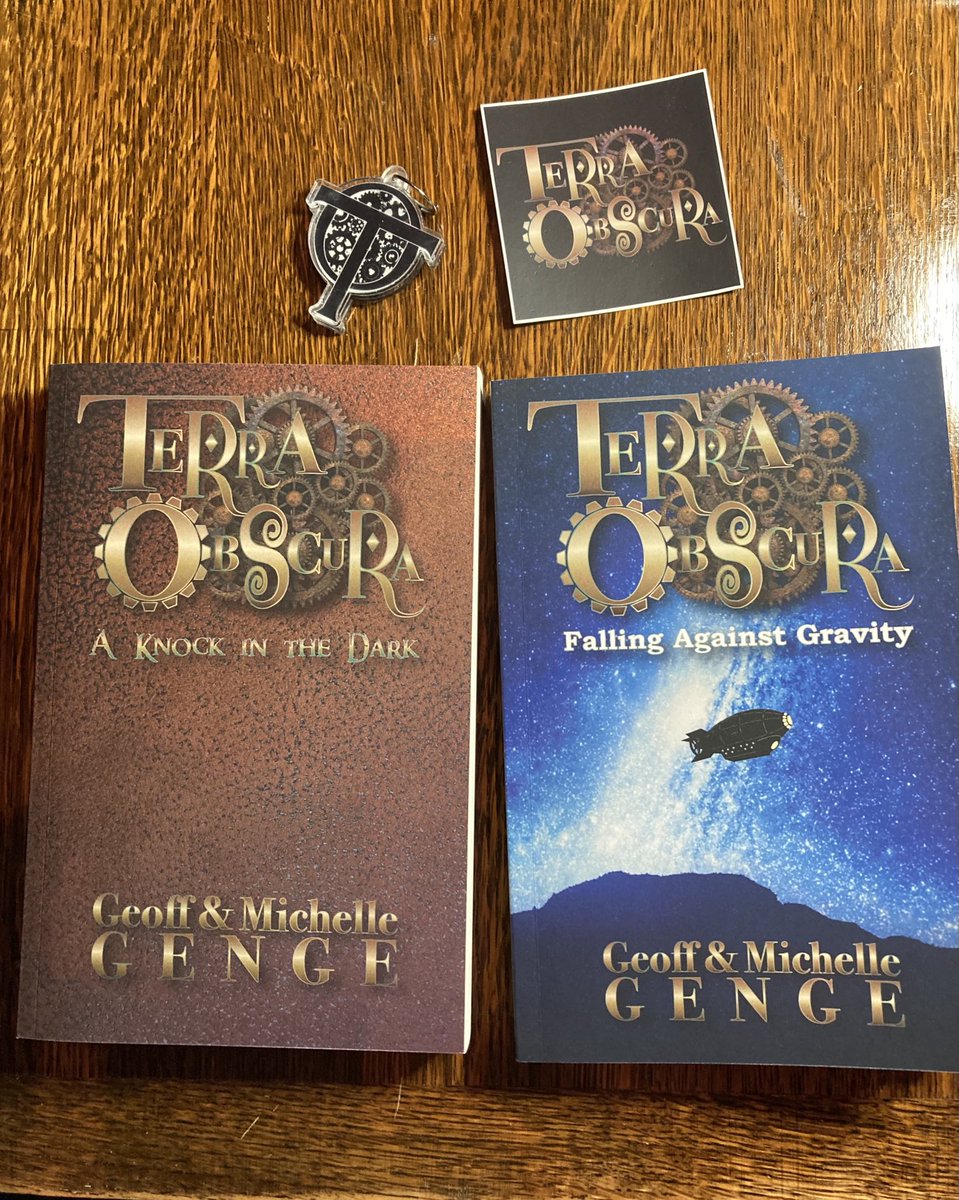 GGGenge's tweet photo. Need a gift for an eccentric in your life?
Selling these two book sets  with custom key tag, sticker, and a bow. 
$30 bucks CDN (+actual shipping)
What do you think? https://t.co/6WbKcHFSNr