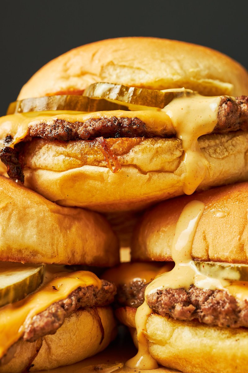 Cosmo Burger tweet media