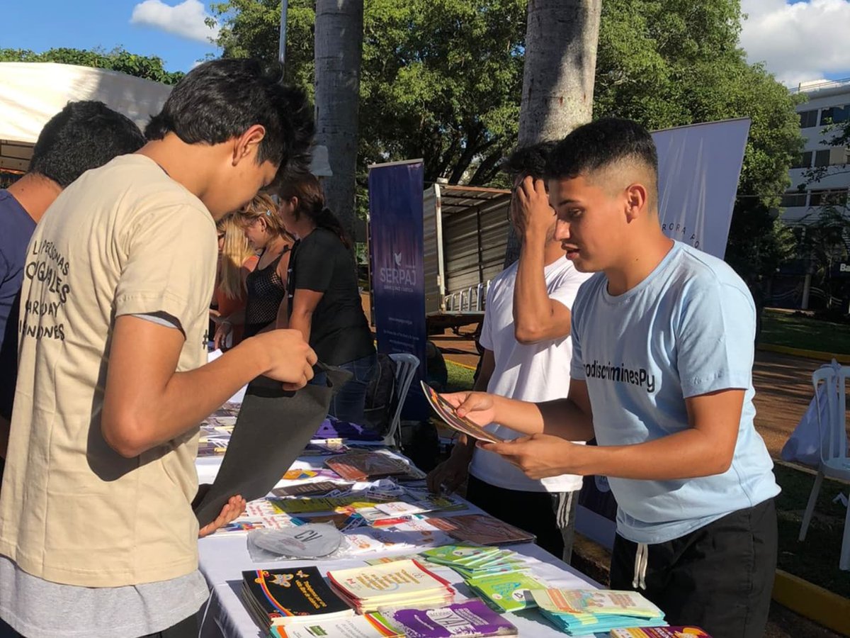 SPytyvohara's tweet photo. 😎 El sábado itineramos hasta la perla del sur para participar del #FEISTIVAL organizado por @PresenciaJoven1
Nos hallamos tanto cuando nos encontramos con personas tan geniales con quienes coincidimos en la lucha por los derechos sexuales y derechos reproductivos 🦋 https://t.co/qY949JB6gW