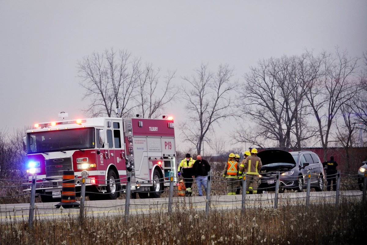 HooksHalligans's tweet photo. Chatham-Kent Fire station 19 on scene of a two-vehicle collision on Highway 401 eastbound at marker 57 mear Tilbury. Unknown entrapment,  unknown injuries. Traffic moving slowly. Buff 1. https://t.co/ah9ikmcfpc