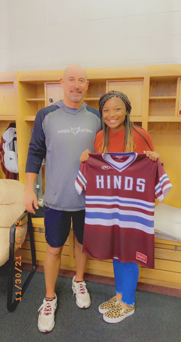 JadaMccalebb's tweet photo. Had an amazing visit today at  HindsCommunity College!But it was so fun and what a beautiful campus it was! I am so thankful to have received an official offer ! Thanks for the opportunity @LadyEagleSFBL @Plummer_07 https://t.co/p3AKTqSNVP