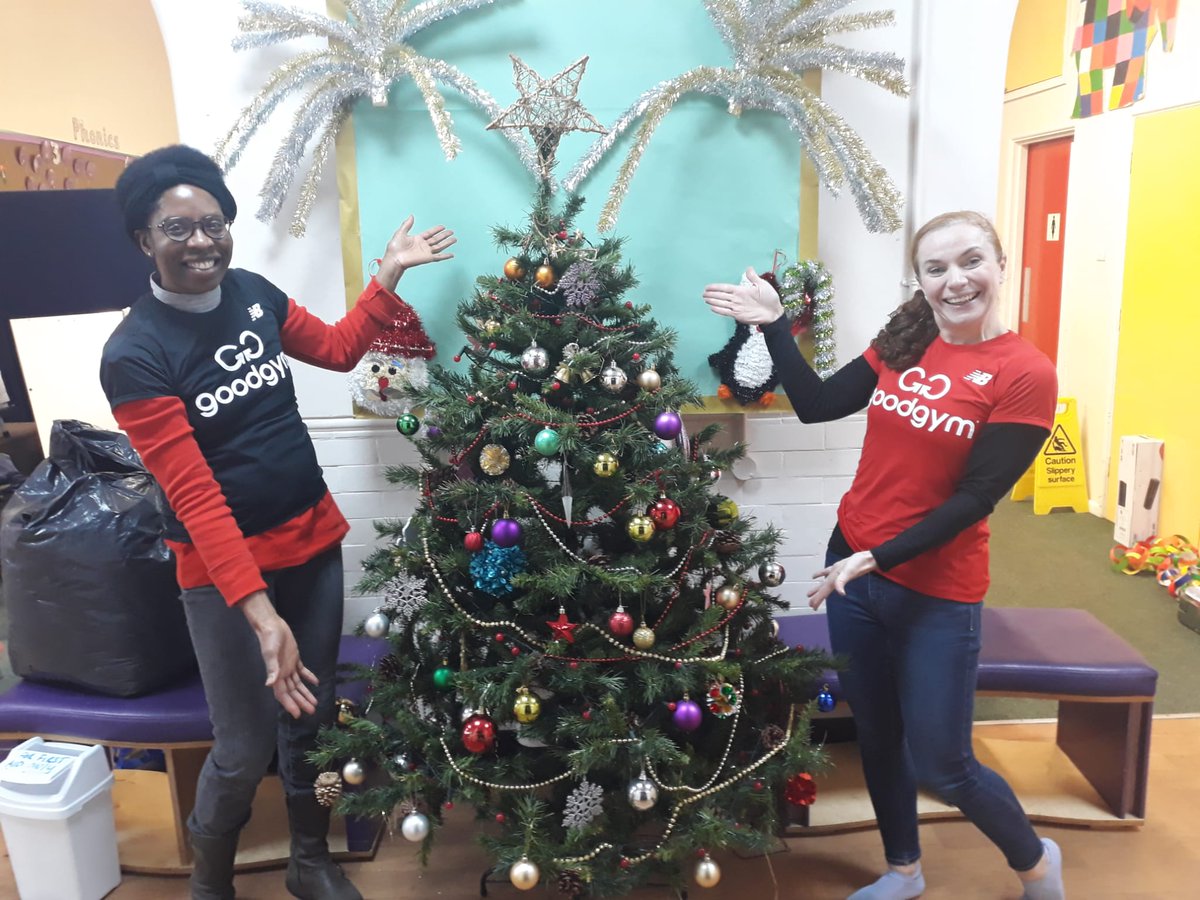 GoodGymSwindon's tweet photo. It's beginning to look a lot like Christmas 🎅🎄
Fabulous festive fun at Ferndale Primary School 🎅🎄

#dogoodgetfit #goodgym https://t.co/se8pX6X98B