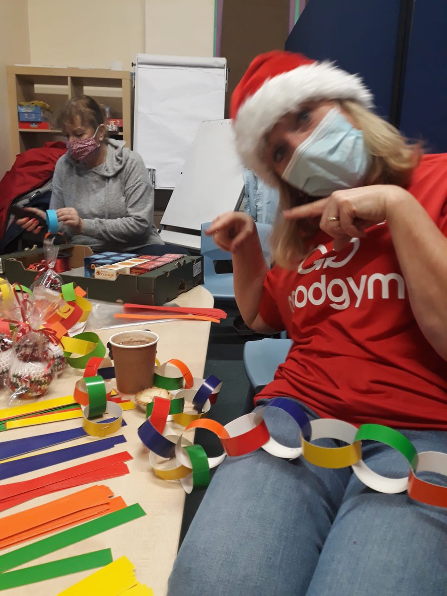 GoodGymSwindon's tweet photo. It's beginning to look a lot like Christmas 🎅🎄
Fabulous festive fun at Ferndale Primary School 🎅🎄

#dogoodgetfit #goodgym https://t.co/se8pX6X98B