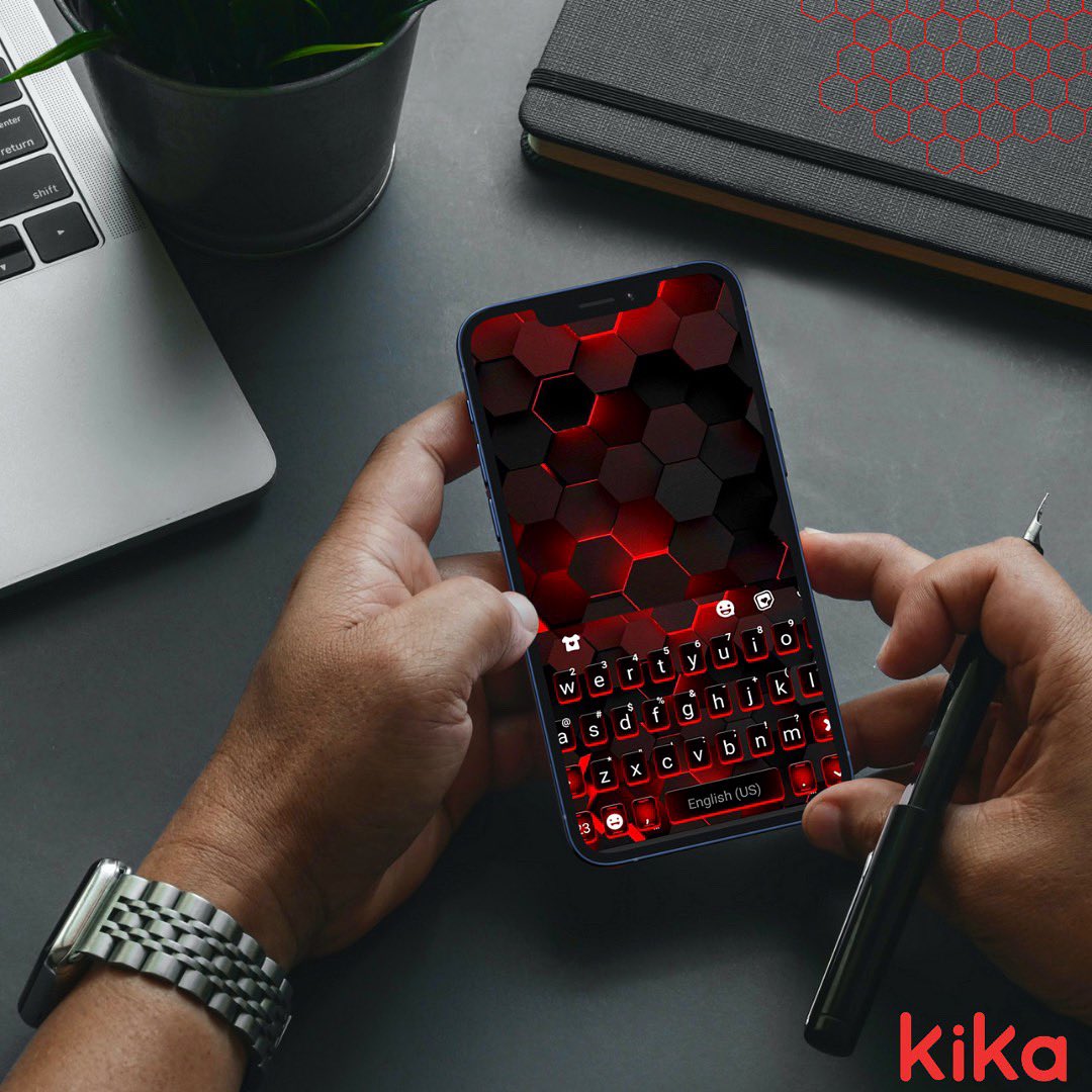 KikaKeyboard's tweet photo. Whoever said simple is boring has never seen our classic keyboard themes 📱Check out the keyboards 👇🏼 

https://t.co/g7RRE3mnNL 

#simple #Classic #customized #sayitwithkika #tuesdayvibe #kikakeyboard https://t.co/TPm7t4z9ov