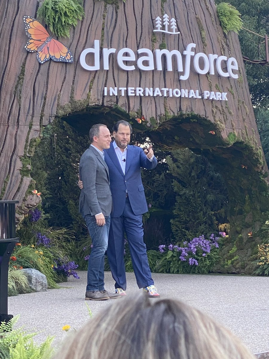 Benioff's tweet image. Congrats to my great friend  @btaylor Salesforce Co-Ceo!  I could not be more excited for our amazing new partnership leading salesforce together. ❤️🤝