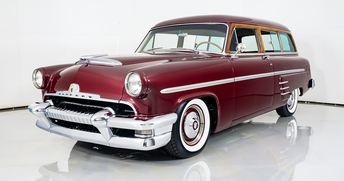 FastLaneSTL's tweet photo. Check out this one of a kind Mercury-bodied '54 #Ford wagon!
See more at https://t.co/0QUVU7OK0e
#classiccar #classicFord #Fordwagon #RanchWagon https://t.co/ThJkQq73vy