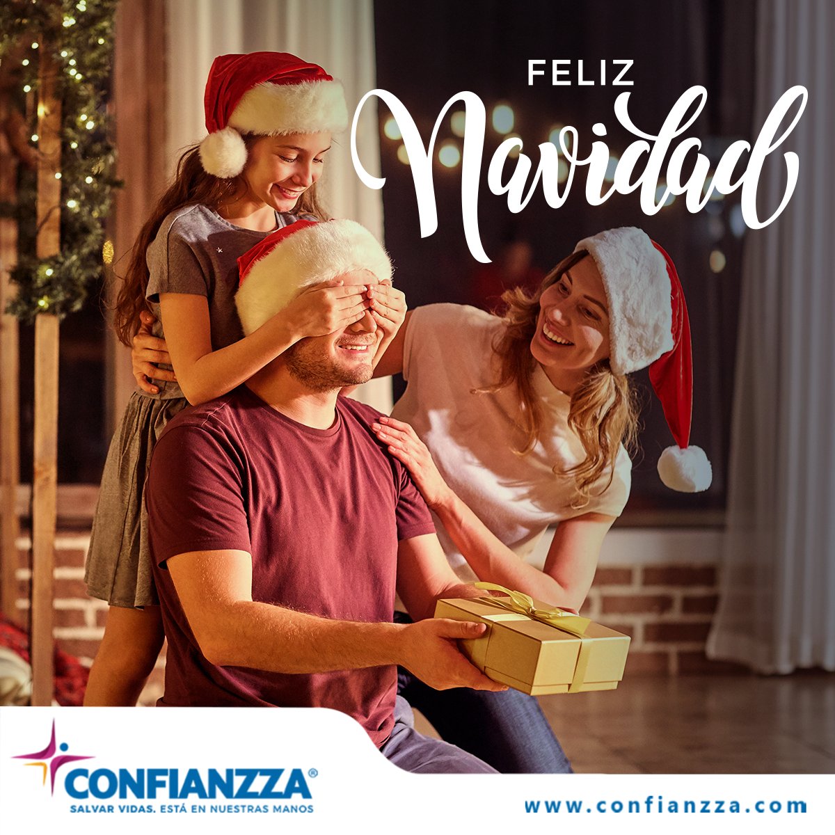 ConfianzzaMx's tweet photo. Te deseamos una muy Feliz Navidad acompañado de tus seres queridos, ¡gracias por tener la Confianzza puesta en nosotros para cardioproteger tus espacios!

💻 https://t.co/ET1HVVyYuk https://t.co/tkgsVm1Ez1