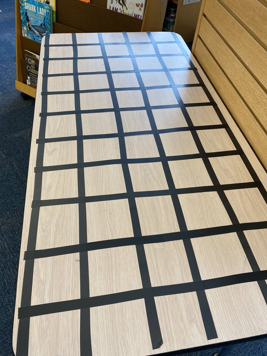 WilshireLibrary's tweet image. We’ve got grids on grids on grids. Which means we’re ready to launch our month long celebration of coding @WilshireES! So exciting! #MonthOfCode #HourOfCode #UnpluggedCoding