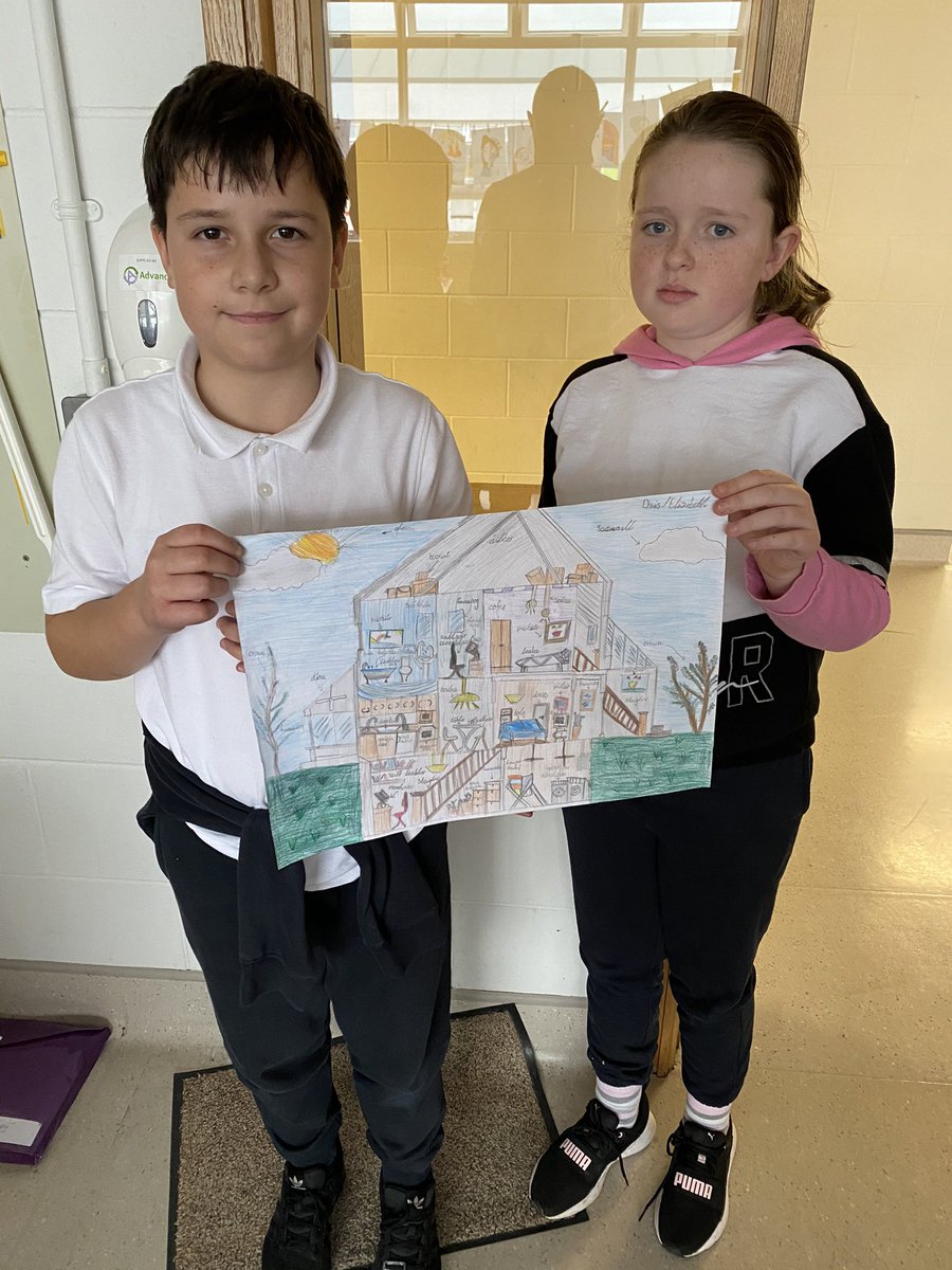 MrCDoyle5th's tweet photo. Rinneamar tithe le lipéid as Gaeilge. Comhghairdeas leis na buaiteoirí. Maith sibh! @SaintAidansPS https://t.co/KQYLbRg88b