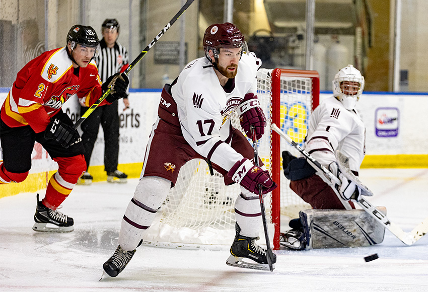 MacEwanGriffins's tweet photo. Congrats to our @MacEwanU three stars of the week:
⭐️Curtis Roach | M🏒
⭐️⭐️Alexei Walisser | M🏐
⭐️⭐️⭐️Amanda Murray | W🏒
@MacEwanHockey 
#GriffNation
📷 Joel Kingston, Eduardo Perez
STORY➡️https://t.co/rMw36glTMV https://t.co/BwZmYJJhC1