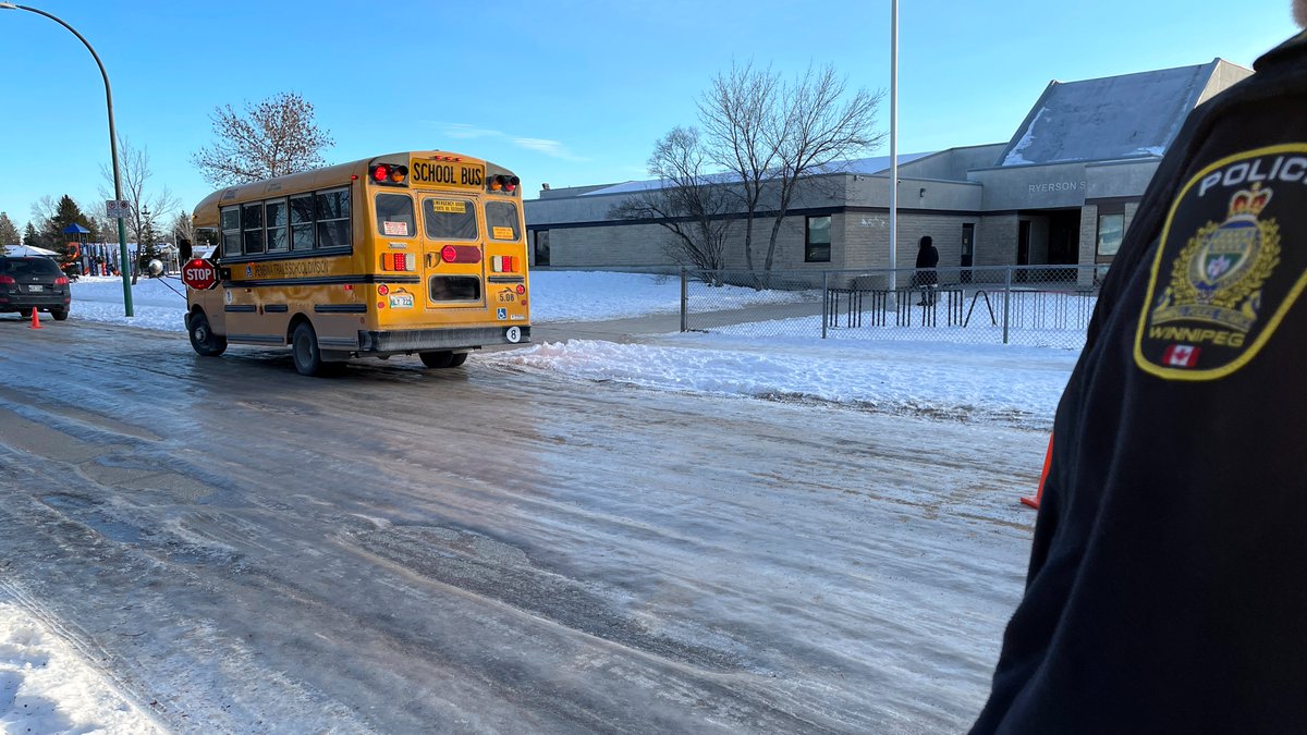 We are getting numerous reports concerning safety around school buses of late. School Engagement Officers &amp; #WSPTraffic have been active in creating awareness and providing enforcement.  <a href="/CAAManitoba/">CAA Manitoba</a> offers some tips on how you can help:

caamanitoba.com/advocacy/schoo…