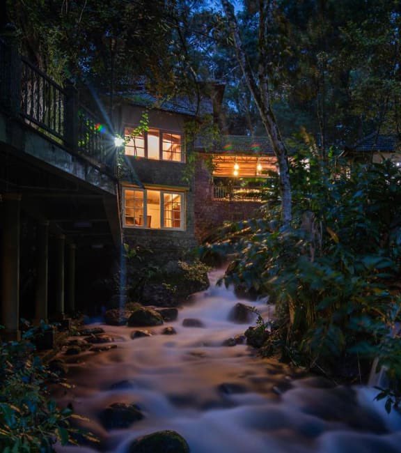 bidwings's tweet photo. Connects TRAVELERS directly with HOTELS! 👍
BID your PRICE directly to the HOTELS 🏨
Save 25-40% 💰
Book: https://t.co/sBRKG9pJCq
Follow: @bidwings 
Tag: #bidwings #hoteldeals #hotel #travel  #holiday #vacation #trip #tour #staycations  #solotravel #grouptravel #familytrip https://t.co/MLWckdc3Pj