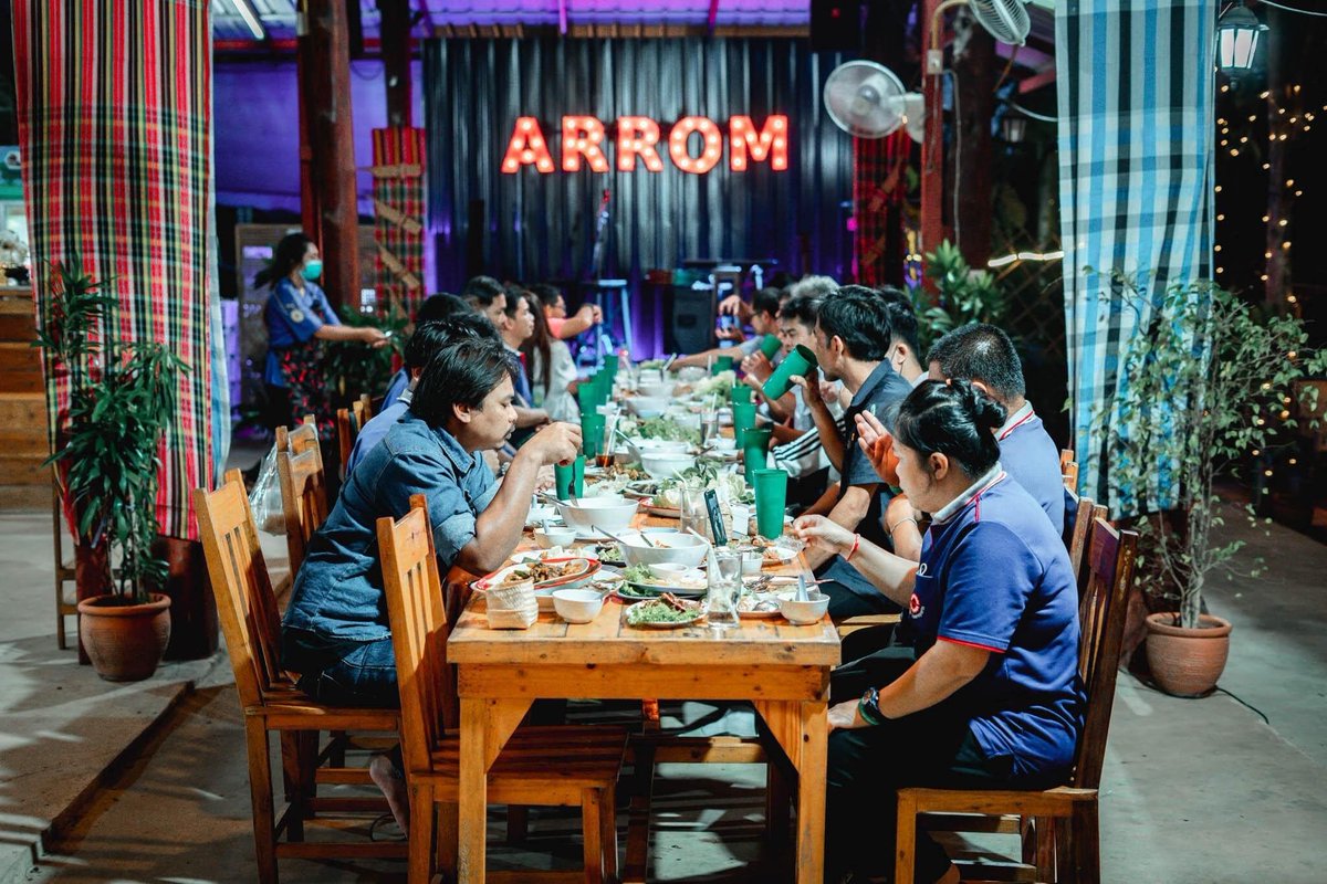 SiamAllFood's tweet photo. วันนี้มาแนะนำร้าน "อารมณ์แซ่บ" อาหารอร่อย บรรยากาศดี เจ้าของร้านก็น่ารัก ใครต้องการกินของแซ่บๆ ก็มากันเลยนะครับ พิกัด : หลังสนาม 80 พรรษา จ.โคราช
แผนที่ร้าน --> https://t.co/xz4GKCQH54 สั่ง : Line man, Grab food, Food panda
ติดตามได้ที่เพจ https://t.co/PWzbBOJhxL นะครับผม ^^ https://t.co/ZCL6ErWfhv