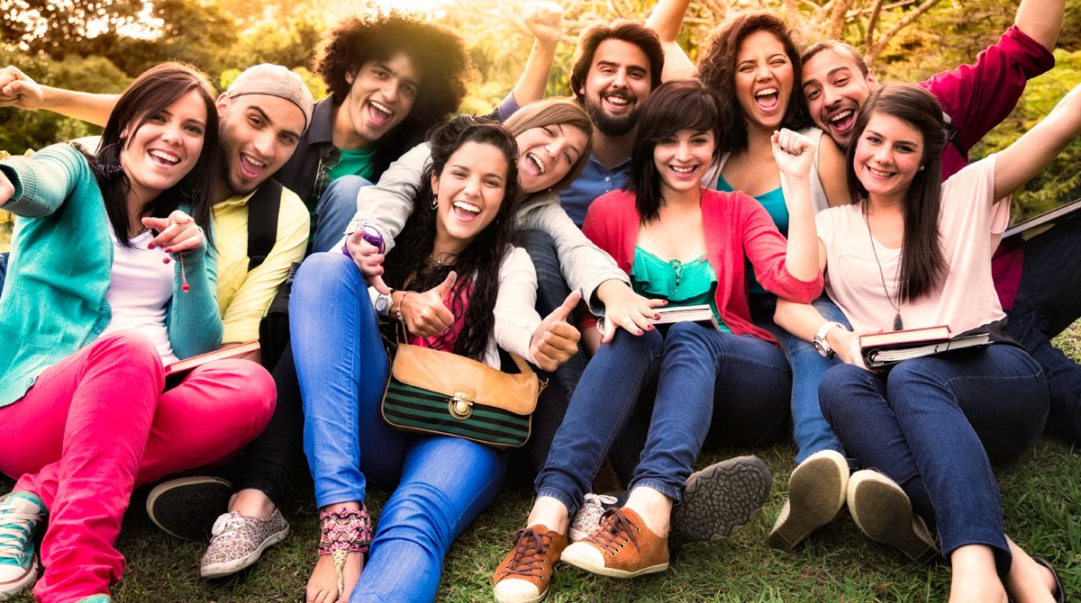 Senior Secondary students, results will be released on Thursday 16 December. Before then, don't forget to register at the #VCE Results and #ATAR Service so you'll get your results on the day: bit.ly/3DrpoGA
@DETVic @CEMelbourne <a href="/IndSchoolsVic/">Independent Schools Victoria</a>  <a href="/vtacguide/">VTAC</a> @VicSRC
