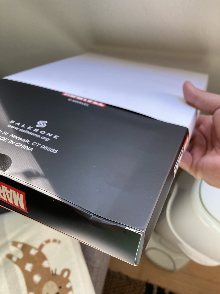 outofluckchuck's tweet photo. Collector’s pin from @amazon  @treasuretruck was damaged. Can’t be a collector’s item in this condition. https://t.co/UMCzMJvrqt