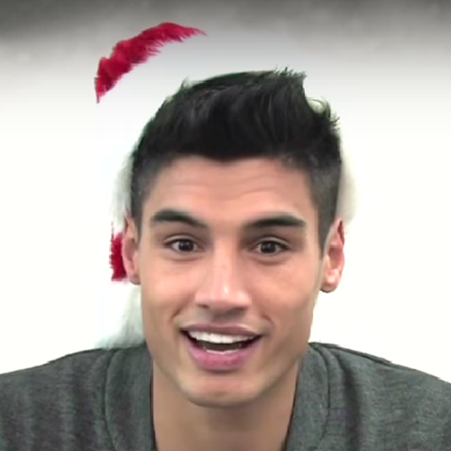 twantedicons's tweet photo. icons: @MaxGeorge e @SivaKaneswaran  - Christmas 
créditos: @mcguinesssx https://t.co/6nuQgA17t8