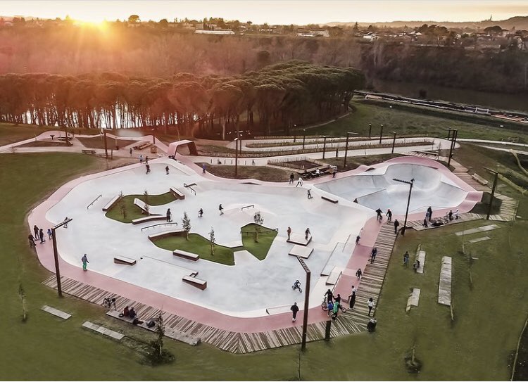 Arnabat_Group's tweet image. 🔲 Hemos colaborado en la construcción de múltiples #Skateparks, #ramps y #pumptracks. #JuntosConstruimosMejor ¿Ya sabes todo lo que puedes hacer #ApiedeObra con las máquinas de #Arnabat? 👉🏻arnabatconstruccion.com #ApiedeObra #Construcción #Obras #Proyectos #ObraPública