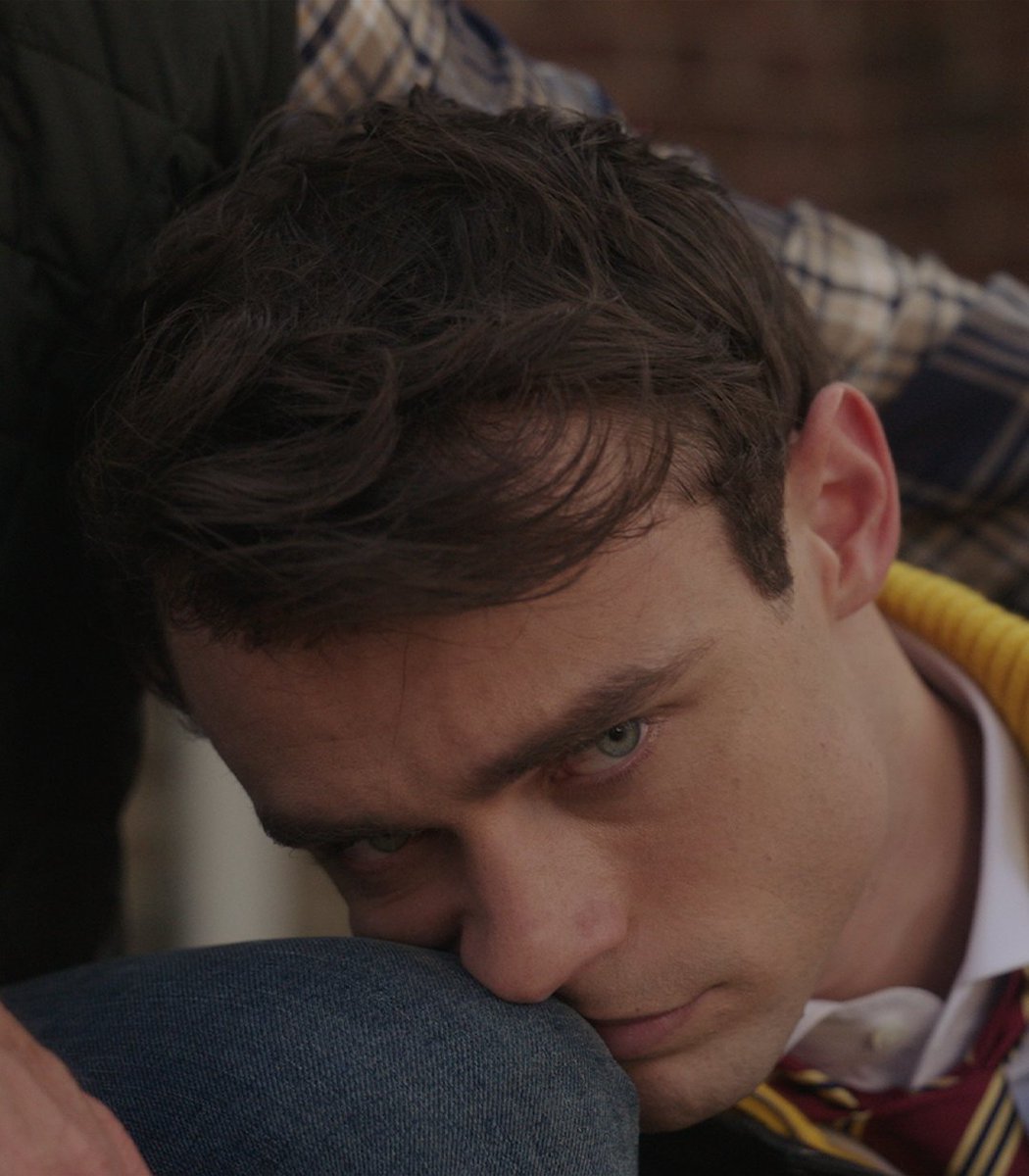 gossipgirl's tweet image. This Wolfe&apos;s heart needs Menzies...I mean, mending.