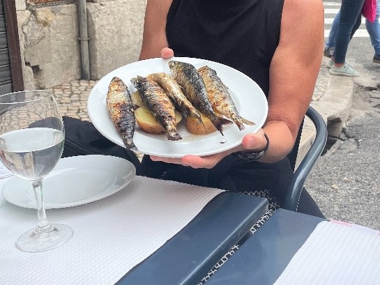 VIKTORIncentive's tweet photo. Foodies love Portugal... and so did our incentive trip participants! This excellent destination offers easy international access, a mild climate, and a fascinating historical heritage. #safetravel https://t.co/oPslaVhubu