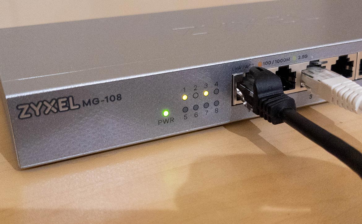 techaeris's tweet photo. Our @ZyxelNews MG-108 review looks at an 8-port unmanaged switch with 2.5GbE speeds that allows you to expand the number of ports available for your wired devices at fast speeds.
#Zyxel #networking #switch #unmanagedswitch #review
https://t.co/rbYAoNxk9G https://t.co/v1iV4oyc5m