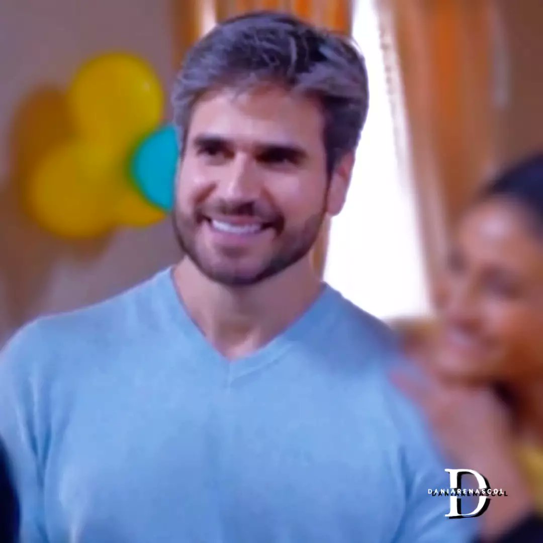 DaniArenasCol's tweet photo. #FelizMartesATodos #3Parte #Fotocapturas #MejoresMomentos #Alberto #DanielArenas
#SOSMeEstoyEnamorando #Capitulo61 #ConLasEstrellas #TelevisaTelenovelas #TeamDanielArenas
#Danicaritas #MartesDeGanarSeguidores 😍❤😘👍🆘️💘🎬6️⃣1️⃣📺✨🧔🏻💙 🙏🏼💫 https://t.co/GV9HjhQ0Tv