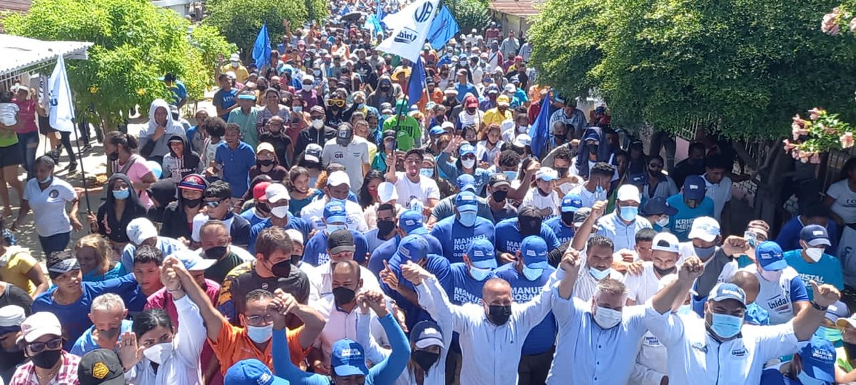 UntSomos's tweet photo. Dialogar con quién sea necesario es la premisa de @manuelrosalesg, clara expresión de los acuerdos alcanzados en México en aras de hallar soluciones que favorezcan al pueblo zuliano  #ElZuliaExigeLoSuyo https://t.co/WNq03mkvgK