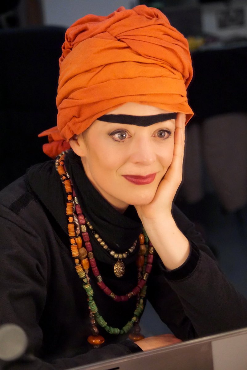 Emmalucysmith's tweet photo. Hope my witchy pals had fun without me tonight. So miserable being stuck at home when I could be doing such a fun show as #ROHMacbeth we will miss all involved so much. Until next time!! ❤️😍🥰❤️ #rohchorus #verdi #Macbeth I’m off to watch the livestream. 🧙♀️ https://t.co/Re0hDreqrF