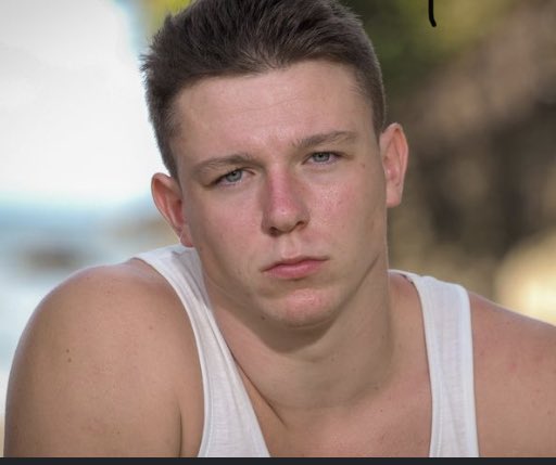 FlxThibaut's tweet photo. Le Départ de ces 3 Légendes en une seule soirée, c'est trop #KohLanta https://t.co/SRPNctvyTA