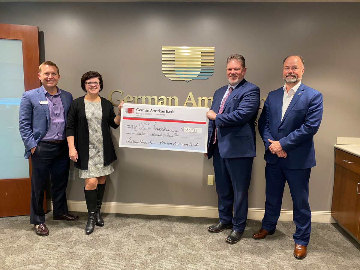 ScottE_Williams's tweet photo. #grateful on  #GivingTuesday to German American Bank for a $25,000 donation!  Show here is Kyle Aud, Market President, Krista Niehaus, Regional Sr. Vice President, Retail Banking, with OCTC's Scott Williams, and Mike Rodgers #octcproud https://t.co/0NckffNvBk