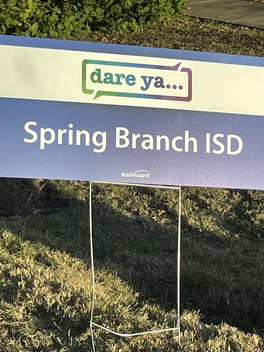 jennroth26's tweet photo. Lead4ward Think Conference! #SBISD Math Department https://t.co/YU9W3rWm0t