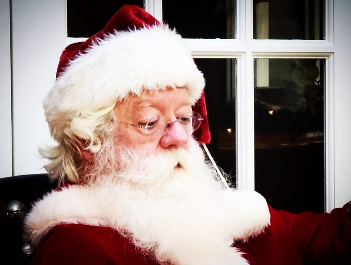 SallyBowman's tweet image. We just got word from the #NorthPole - #Santa &amp;amp; his reindeer are on the way! 🎄 
They’ll be here at 7PM for a special story time and Q&amp;amp;A on Facebook Live on our FB page at Facebook.com/thesallybowman…. Text or DM us your questions for Santa! #SantasComingToTown #LiveCheshire