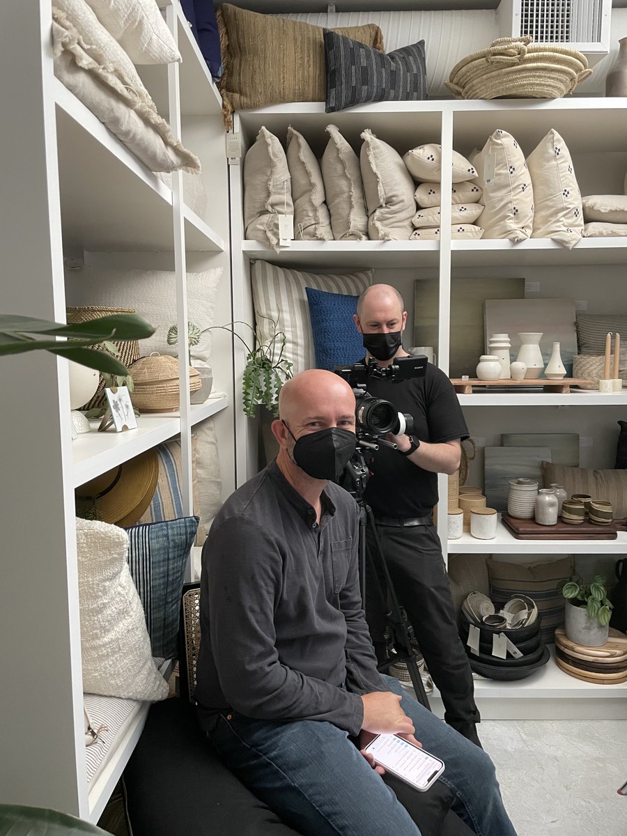 BuckProductions's tweet photo. A busy day for Buck!
1 shoot in Vancouver on an exciting new project with the amazing @purebyamimckay, with Emma Fleury Harvey & Matthew Kershaw 📸
1 shoot in New York for AMP - an incredible company leading the charge on environmental change ♻️
#worklifetravel #buckproductions https://t.co/Q902iMcmWn