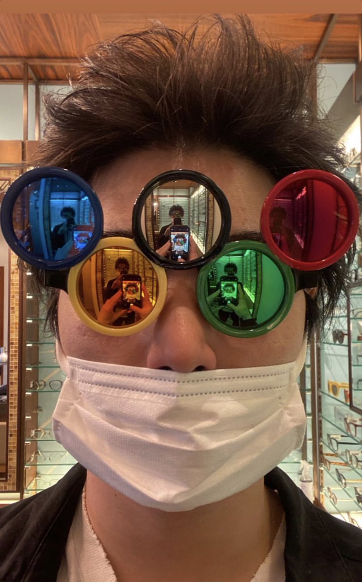 rainbowgagaga's tweet photo. i love him <3 https://t.co/lsYdbt1GSC