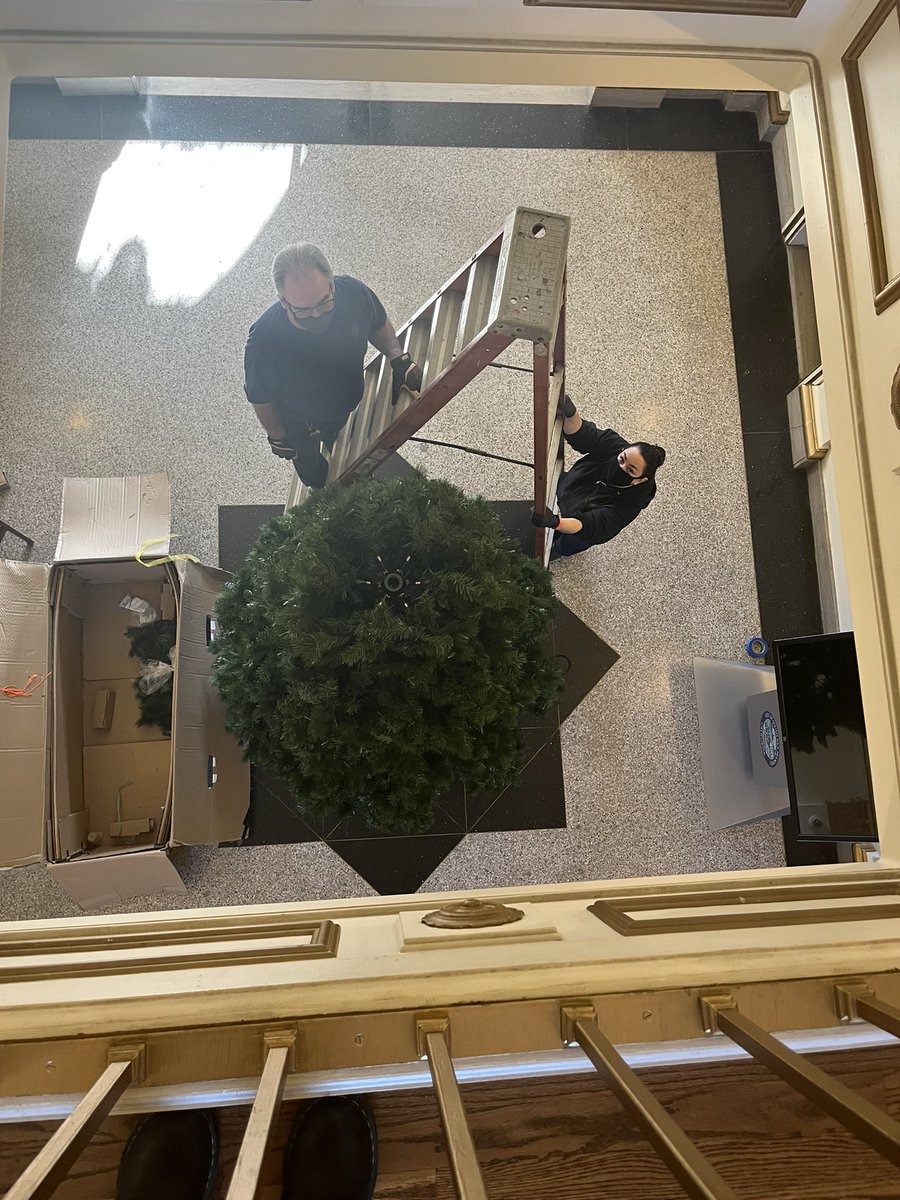 CityofSSF's tweet photo. Itโs beginning to look a lot like Christmasโฆ at City Hall!! #TeamSSF has been hard at work making sure everything is perfect for the holidays. And donโt forget to drop off your letter to Santa! ๐
๐งโ๐ https://t.co/uKasK2PBHf