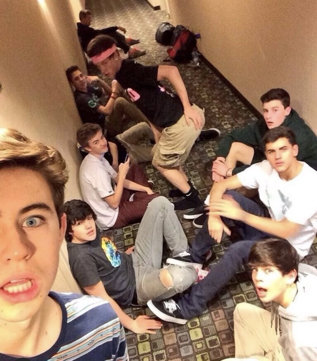 SaViscontti's tweet photo. saudade dessa época aaaaaaaaaaa #askmagcult https://t.co/5EFcWCk3WO