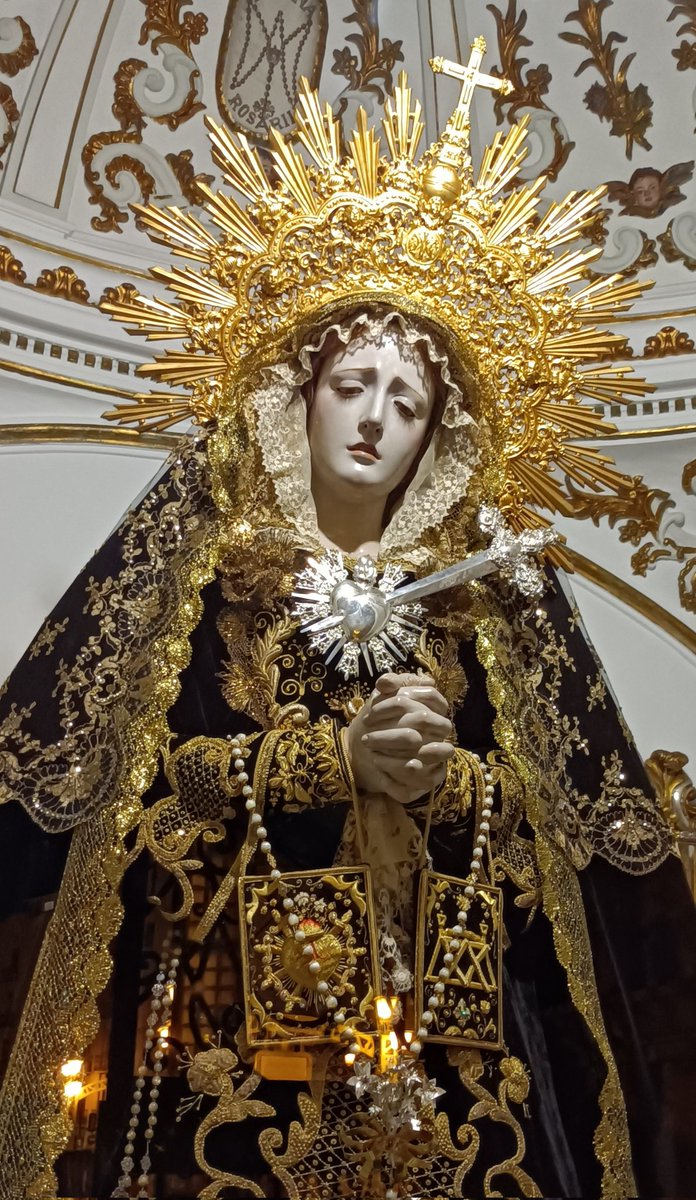 doloresdlpuente's tweet photo. Tiempo de expectación, Nuestra Señora de los Dolores. #CofradiasMLG https://t.co/QkXZpGLNBL