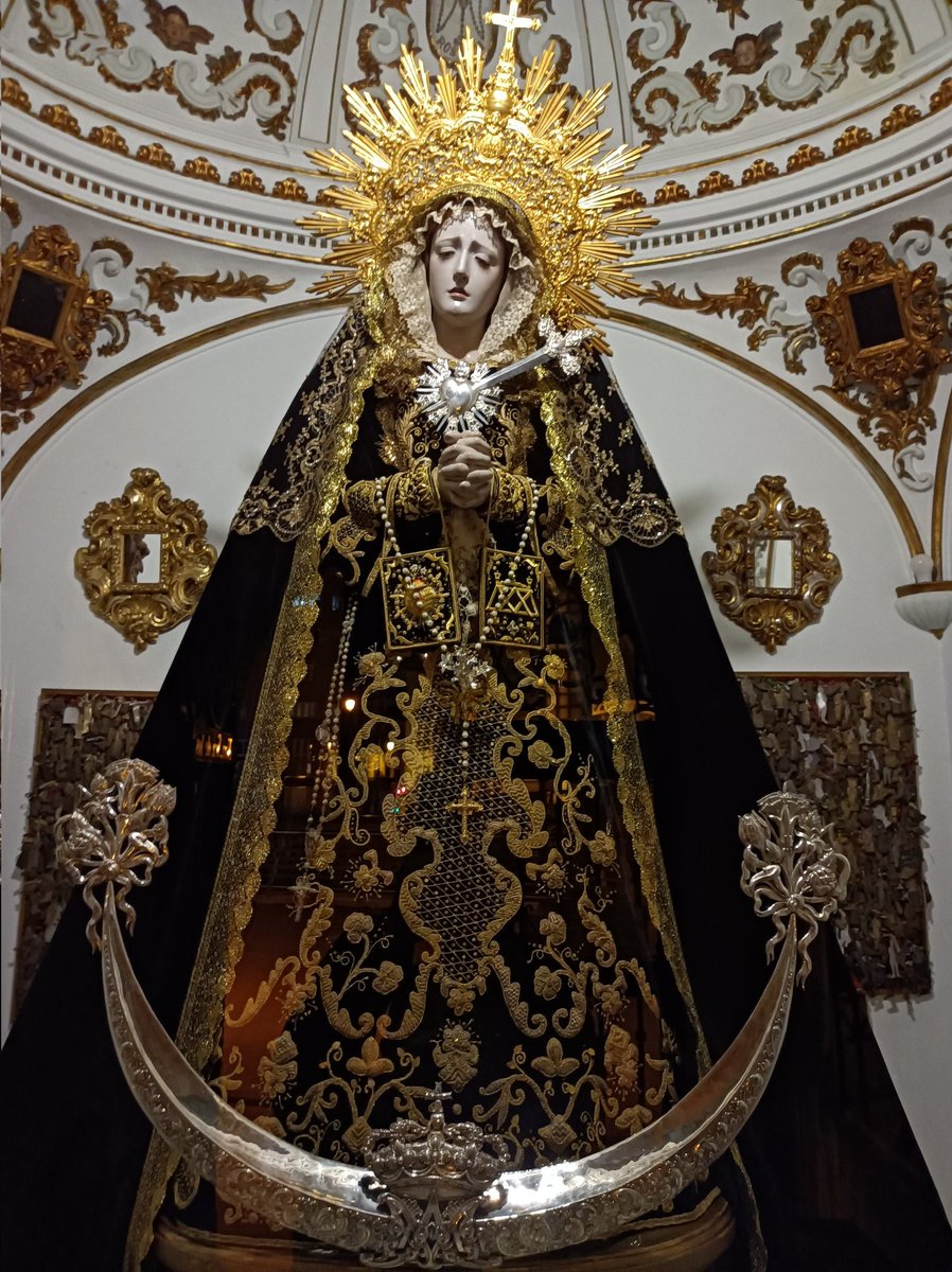 doloresdlpuente's tweet photo. Tiempo de expectación, Nuestra Señora de los Dolores. #CofradiasMLG https://t.co/QkXZpGLNBL
