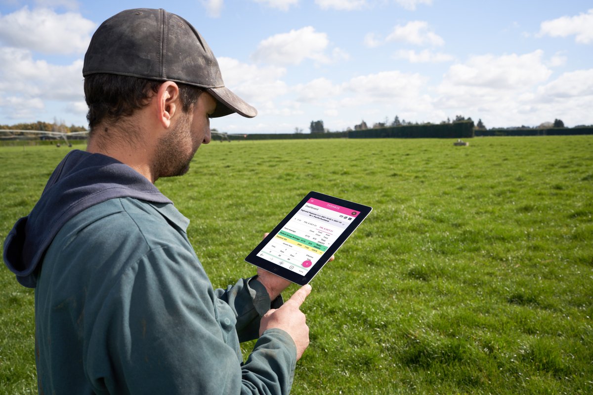 farmote's tweet photo. There's no better feeling than managing your dairy farm with the touch of a finger.
#Farmote #DairyNZ #DairyFarmer #Canterbury https://t.co/ELu4OAuvv8