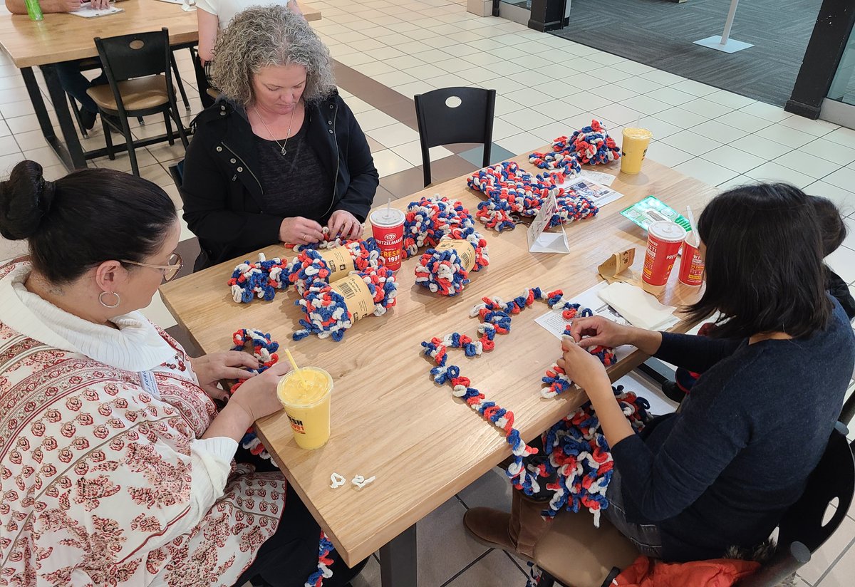 USOColorado's tweet photo. We had a great time at our USO Coffee Connections in Cheyenne this morning! #BeTheForce https://t.co/syzWvtF0PO